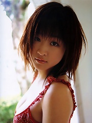 Delectable little asian hottie with plump yummy breasts in bikini