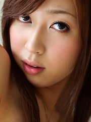 Kaori Sakura Shows Her Perfect Body