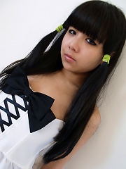 Cute asian cosplay girl juliette loves to show her pussy
